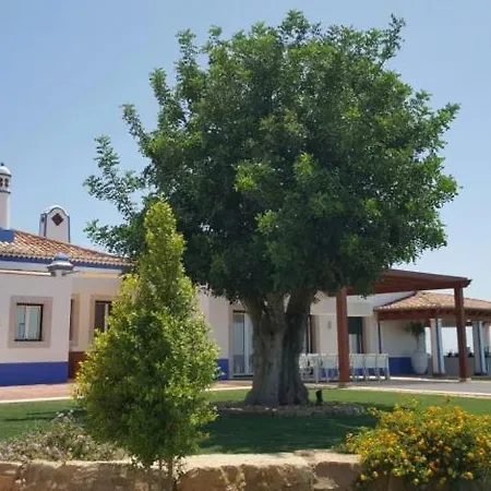 Villa Sleeps 14 Pool Air Con Wifi