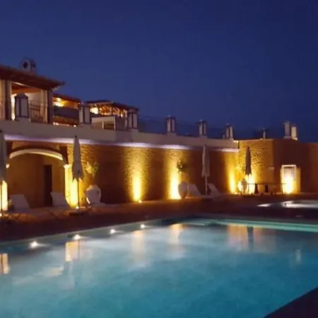 Sleeps 14 Pool Air Con Wifi Malhadais